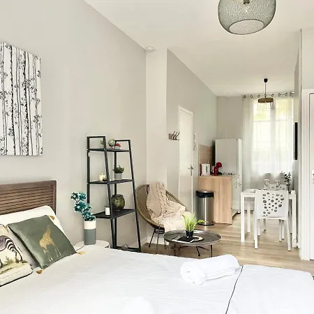 Arina & Julien Apartment Dieppe