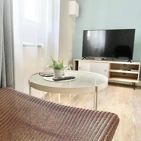 Arina & Julien Apartment
