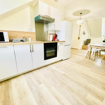 Arina & Julien Apartman