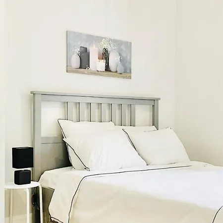 Arina & Julien Apartament