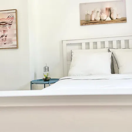 Arina & Julien Apartman