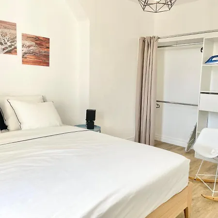 Arina & Julien Apartman *