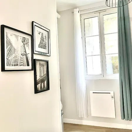 Arina & Julien Apartman *