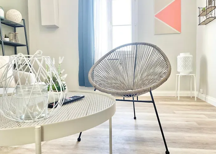 Arina & Julien Appartement *