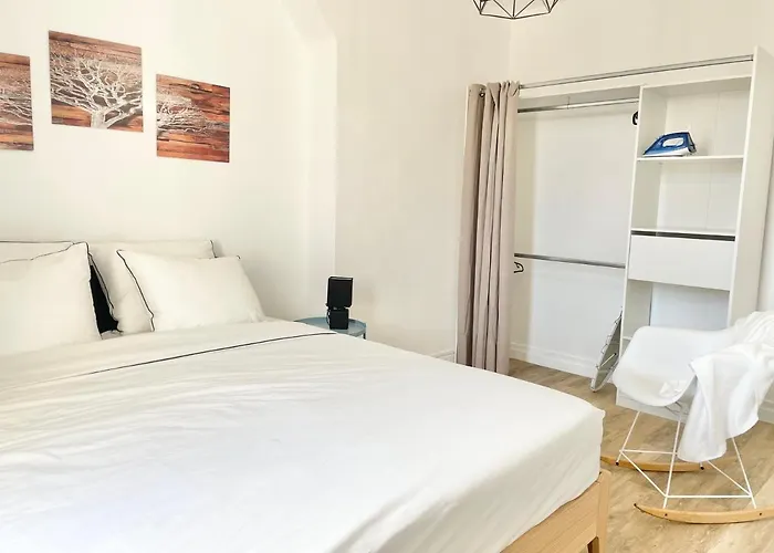 Arina & Julien Appartement *